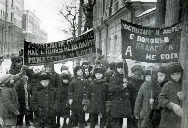 Митинг детей против ёлки, 1929 г.