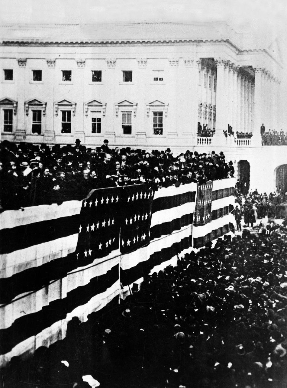 Инаугурация 20-го президента США Джеймса Гарфилда в марте 1881 года. Капитолий, Вашингтон. (AP Photo)
