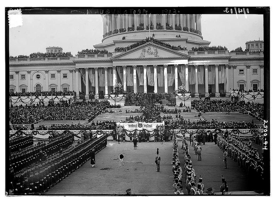 Парад в честь инаугурации Вудро Уилсона, 4 марта 1913 года, Вашингтон. (Фото из библиотеки Конгресса).